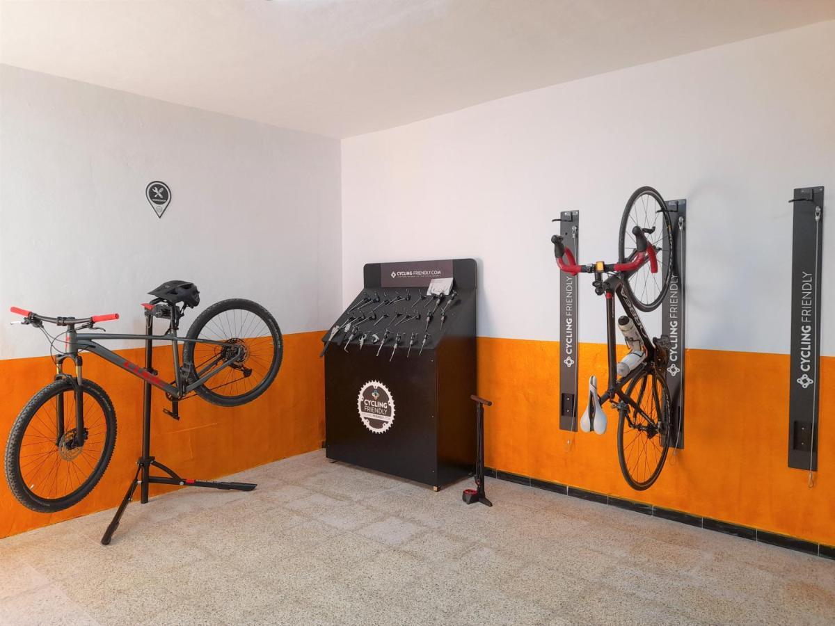 Hostal Doris - Adults Only Colonia de Sant Jordi Exterior foto