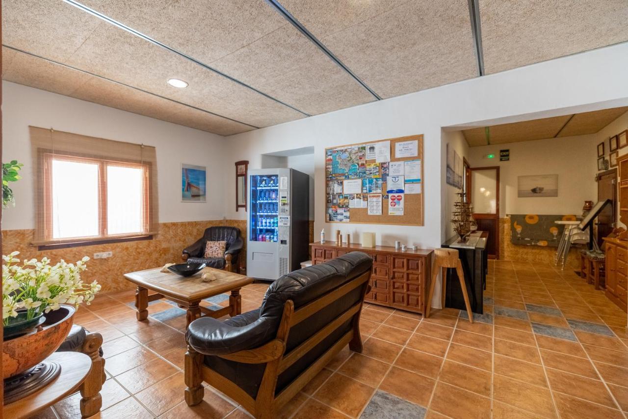 Hostal Doris - Adults Only Colonia de Sant Jordi Exterior foto