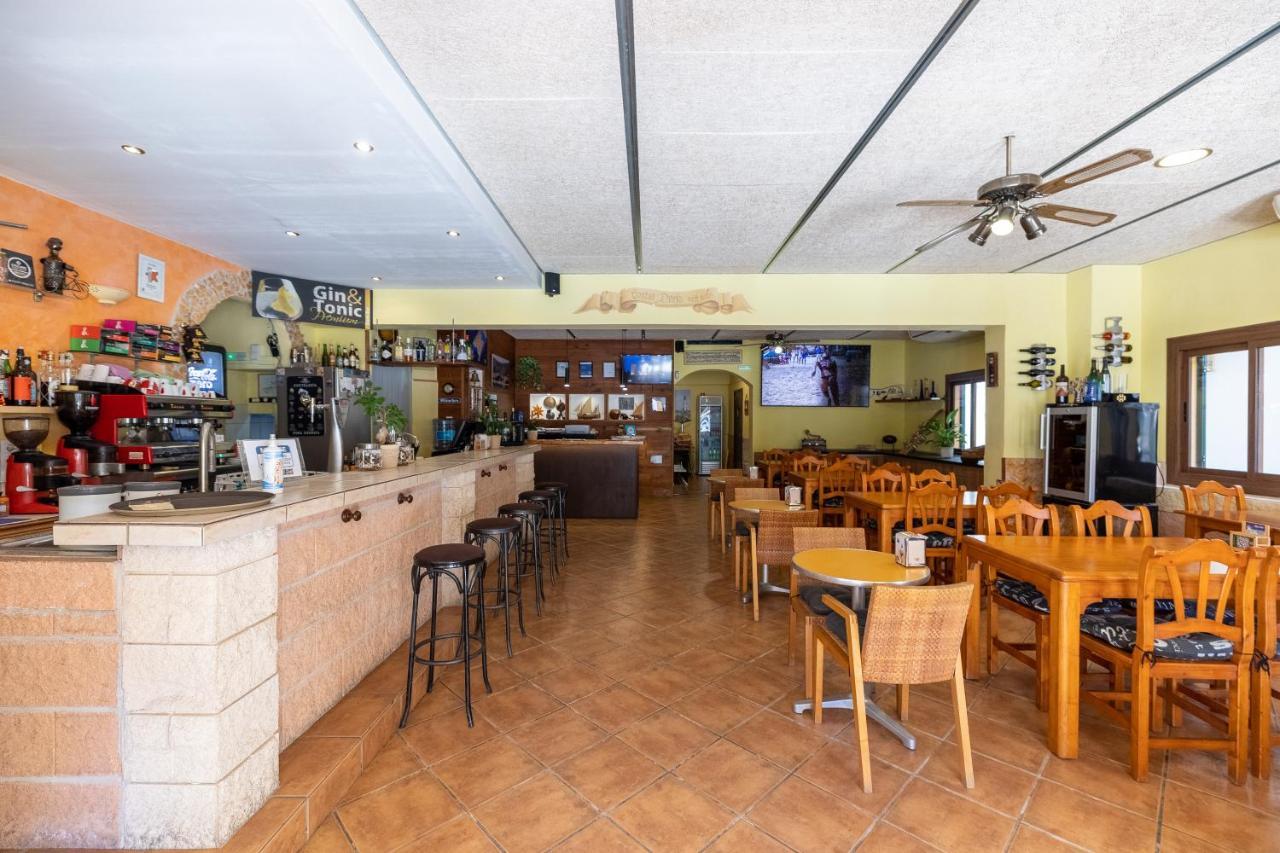Hostal Doris - Adults Only Colonia de Sant Jordi Exterior foto