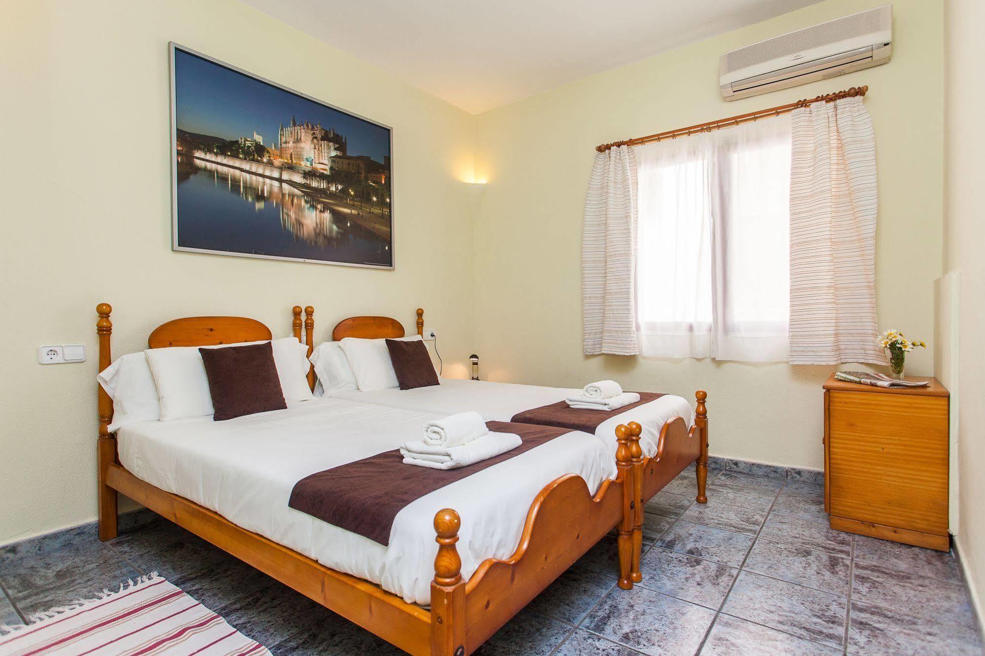 Hostal Doris - Adults Only Colonia de Sant Jordi Exterior foto